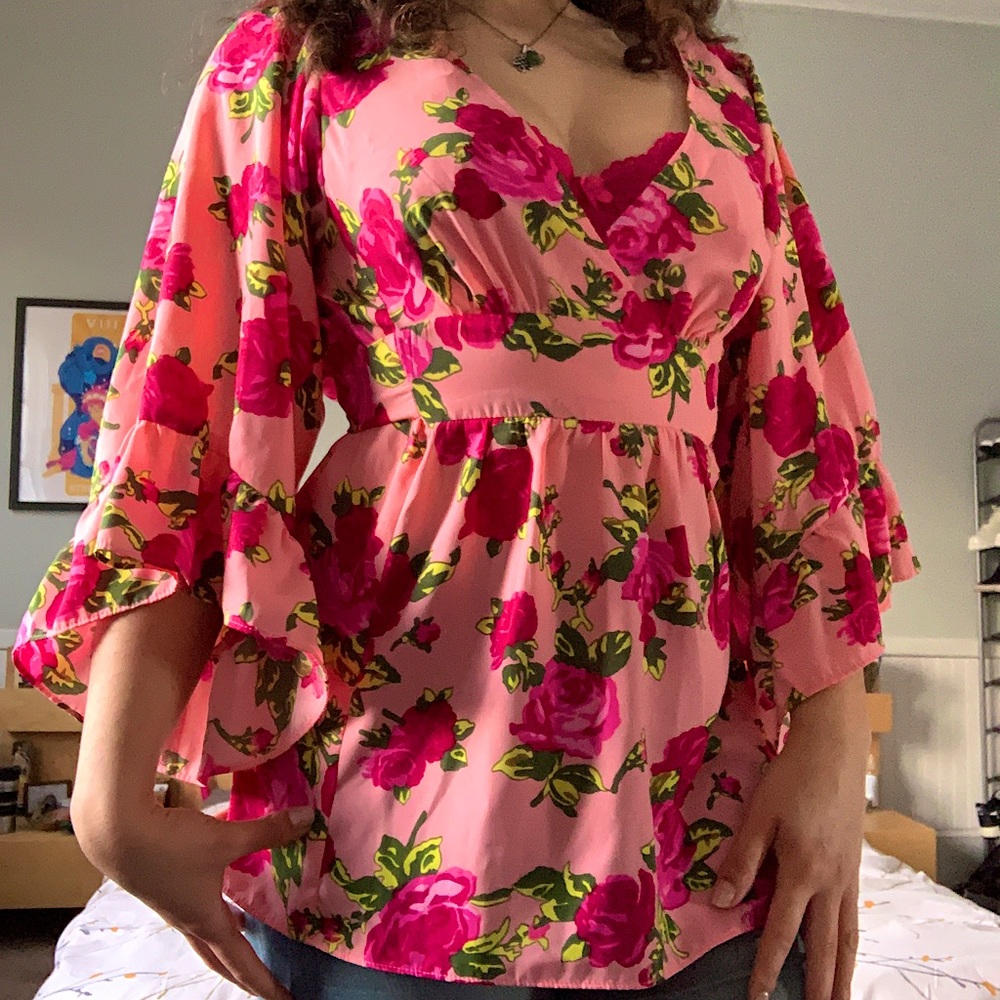 NWT BETSEY JOHNSON FLORAL WRAP SHIRT